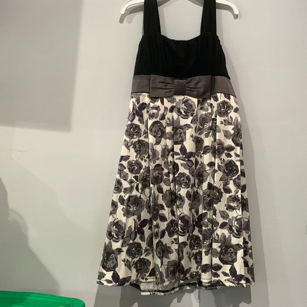 Beautiful kids party dress